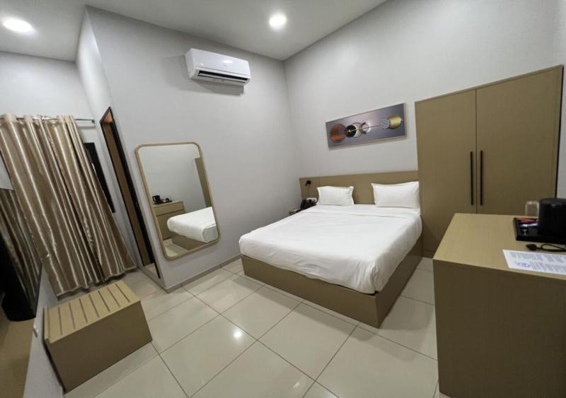 Ixoras Hotel Victoire Киншаса Экстерьер фото