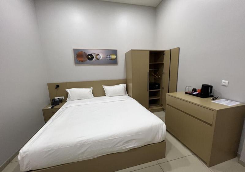 Ixoras Hotel Victoire Киншаса Экстерьер фото